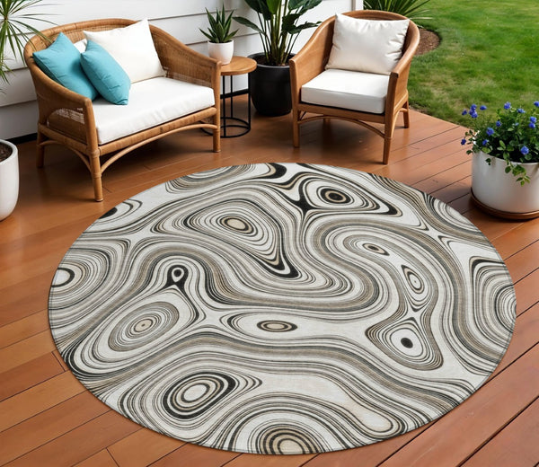 HomeRoots 5' Ivory and Charcoal Geometric Indoor Outdoor Area Rug – Durable, Washable, Modern Design for Any Space 8' Round 631391