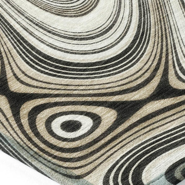 HomeRoots 5' Ivory and Charcoal Geometric Indoor Outdoor Area Rug – Durable, Washable, Modern Design for Any Space 8' Round 631391