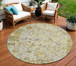 HomeRoots 5' Elegant Gold and Ivory Patchwork Washable Area Rug for Indoor and Outdoor Spaces, Easy Care 8' Round 631427