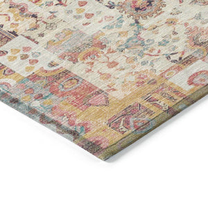 HomeRoots 5' Pink and Ivory Patchwork Area Rug - Stylish, Durable, Washable Design for Indoor & Outdoor Use 8' Round 631433