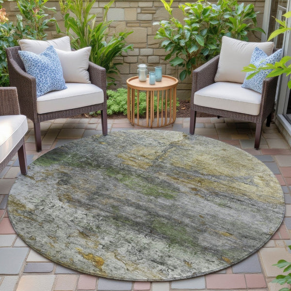 HomeRoots 5' Stylish Olive Green, Gold & Gray Abstract Rug - Washable Indoor/Outdoor Design for Any Space 8' Round 631451