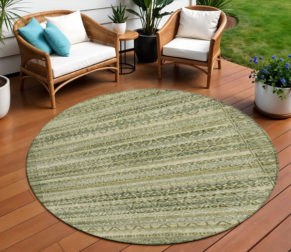 HomeRoots 5' Stylish Green and Beige Striped Washable Area Rug for Indoor or Outdoor High-Traffic Spaces 8' Round 631493