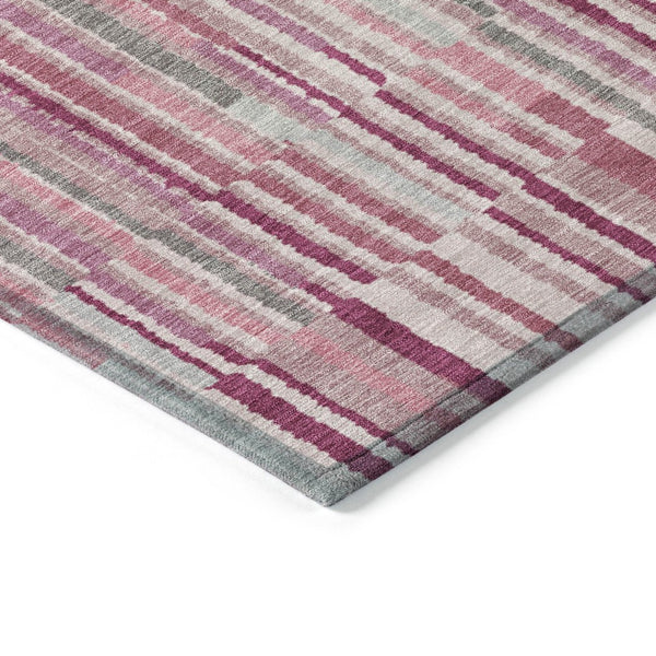 HomeRoots 5' Elegant Blush and Ivory Striped Indoor Outdoor Area Rug - Durable, Washable, Easy-Care Solution 8' Round 631529