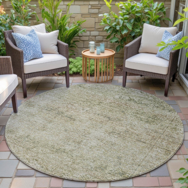 HomeRoots 5' Stylish Sage and Beige Abstract Washable Indoor-Outdoor Area Rug for High-Traffic Spaces 8' Round 631607