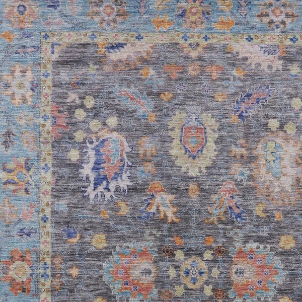 HomeRoots 5' Gray and Denim Blue Floral Area Rug - Washable, Durable, Versatile for Indoor and Outdoor Use 10' X 14' 631634