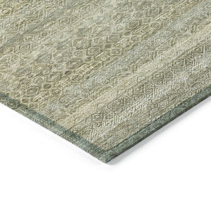 HomeRoots 5' Versatile Linen and Beige Striped Area Rug for Indoor and Outdoor Use – Durable, Washable Design 8' Round 631685
