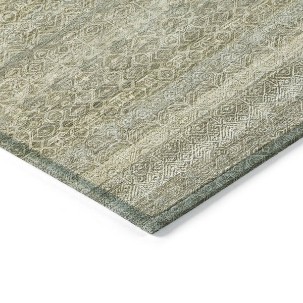 HomeRoots 5' Versatile Linen and Beige Striped Area Rug for Indoor and Outdoor Use – Durable, Washable Design 8' Round 631685