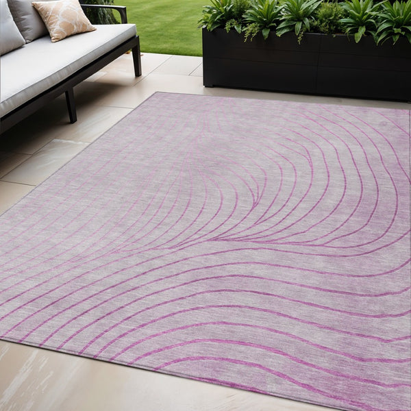 HomeRoots 5' Stylish Blush and Silver Abstract Area Rug - Washable, Durable, Perfect for Indoor and Outdoor Use 5' X 8' 631750