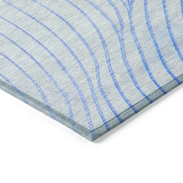 HomeRoots 5' Blue And Silver Abstract Area Rug - Washable, Weather-Resistant, Modern Design for Indoors & Outdoors 8' Round 631757