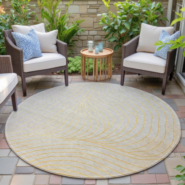 HomeRoots 5' Gold and Silver Abstract Washable Area Rug for Indoor and Outdoor Spaces - Durable and Stylish 8' Round 631769