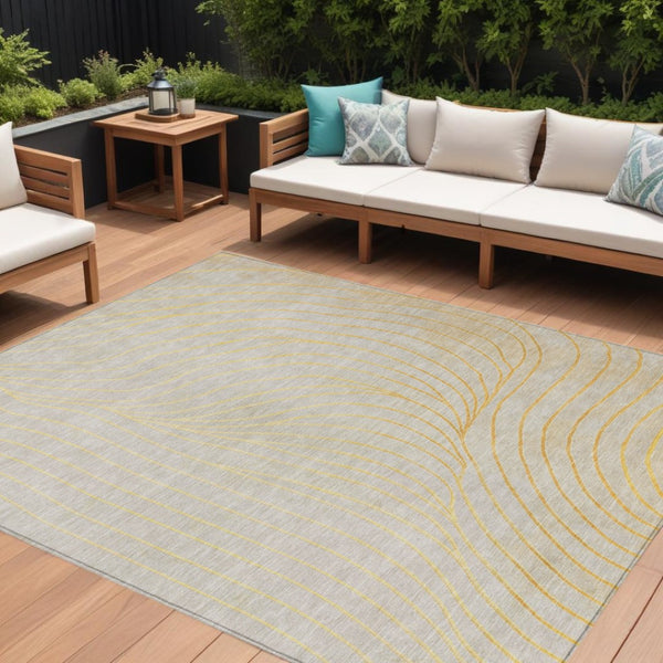HomeRoots 5' Gold and Silver Abstract Washable Area Rug for Indoor and Outdoor Spaces - Durable and Stylish 8' X 10' 631770