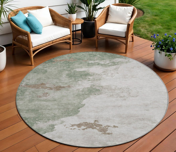 HomeRoots 5' Artichoke Green Abstract Area Rug - Durable, Washable Design for Indoor & Outdoor Spaces 8' Round 631799