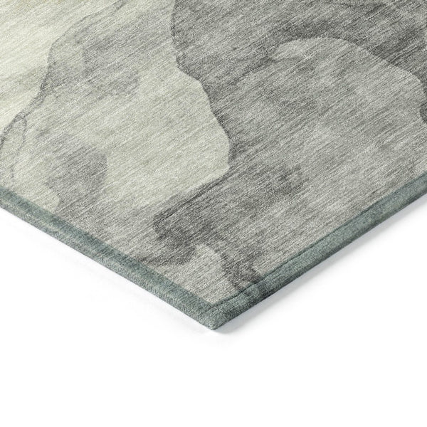 HomeRoots 5' Beige and Gold Abstract Area Rug – Stylish, Washable, Indoor-Outdoor, Durable Design for Any Space 8' Round 631823