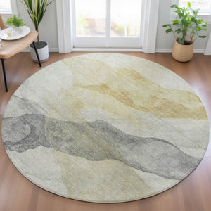 HomeRoots 5' Beige and Gold Abstract Area Rug – Stylish, Washable, Indoor-Outdoor, Durable Design for Any Space 8' Round 631823