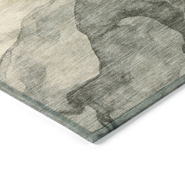 HomeRoots 5' Vibrant Orange and Gray Abstract Area Rug - Stylish, Washable Design for Indoor and Outdoor Spaces 8' Round 631841
