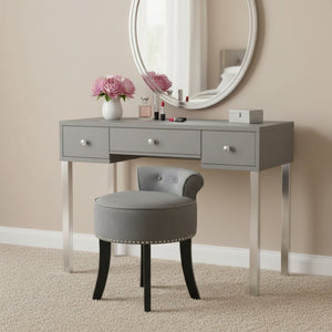 HomeRoots 18" Plush Light Gray Velvet Tufted Round Footstool - Versatile Ottoman for Stylish Living Spaces 631866