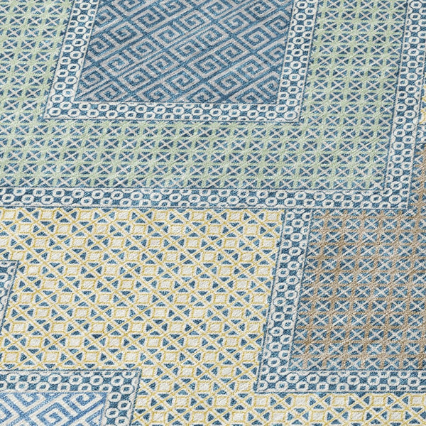HomeRoots 5' Stylish Geometric Washable Area Rug in Denim Blue, Gray & Brown for Indoor/Outdoor Use 8' Round 631905