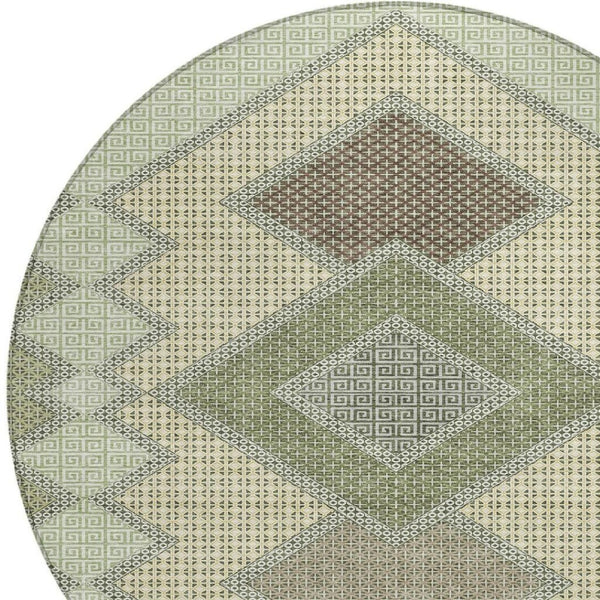 HomeRoots 5' Durable Geometric Area Rug in Green, Gray & Taupe – Stylish, Washable for Indoor & Outdoor Use 8' Round 631911