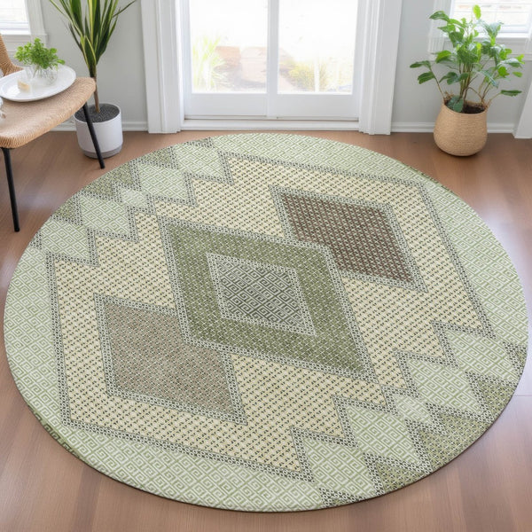 HomeRoots 5' Durable Geometric Area Rug in Green, Gray & Taupe – Stylish, Washable for Indoor & Outdoor Use 8' Round 631911