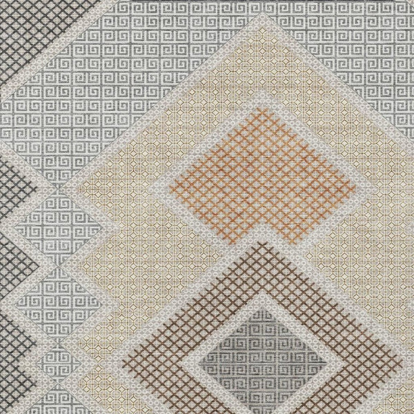 HomeRoots 5' Modern Geometric Washable Area Rug in Pewter, Copper, and Silver – Durable Indoor/Outdoor Style 5' X 8' 631922