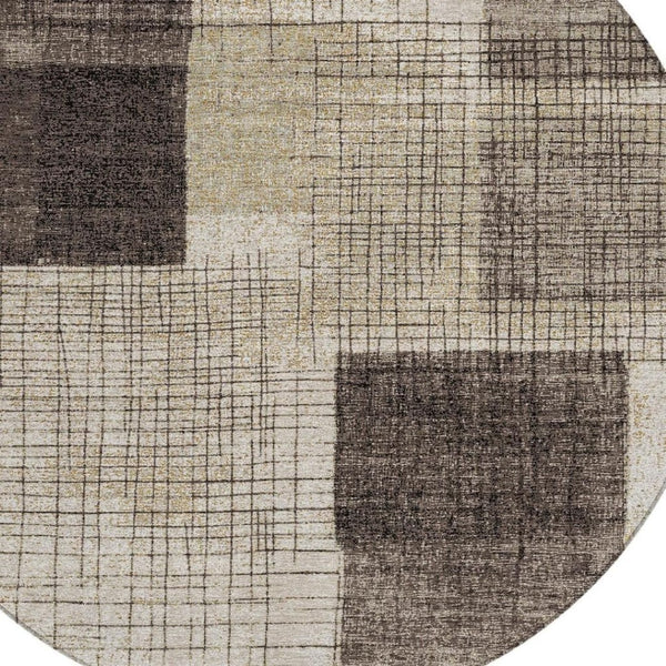 HomeRoots 5' Brown and Taupe Geometric Area Rug - Stylish, Durable, and Washable for Indoor and Outdoor Use 8' Round 631929