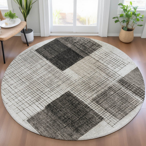 HomeRoots 5' Modern Ivory and Black Geometric Area Rug - Washable, Durable, Indoor/Outdoor, Stylish Accent 8' Round 631935