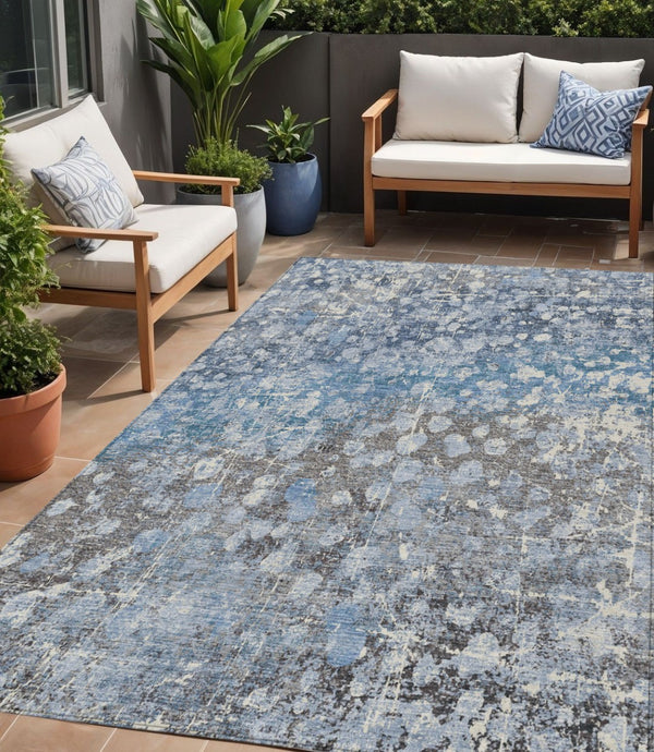 HomeRoots 5' Blue and Gray Abstract Area Rug - Durable, Washable, Modern Design for Indoor and Outdoor Use 5' X 8' 631946