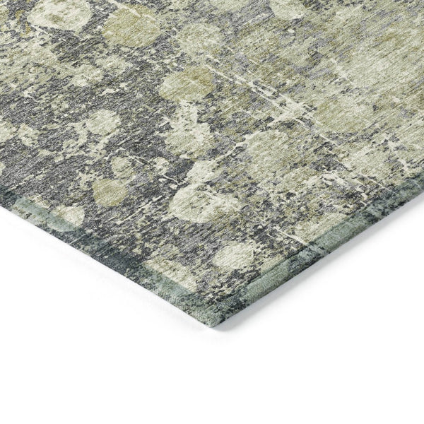 HomeRoots 5' Olive Green and Gray Abstract Area Rug - Stylish, Washable Design for Indoor and Outdoor Use 8' Round 631953