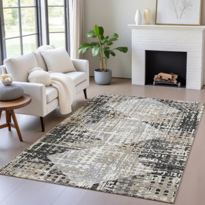 HomeRoots 5' Black and Ivory Geometric Indoor/Outdoor Area Rug – Stylish, Washable, Durable for All Spaces 5' X 8' 631988