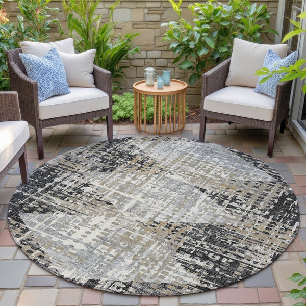HomeRoots 5' Black and Ivory Geometric Indoor/Outdoor Area Rug – Stylish, Washable, Durable for All Spaces 8' Round 631989