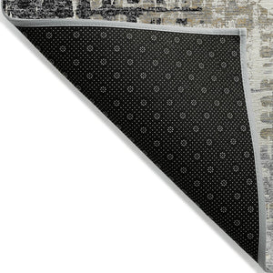 HomeRoots 5' Black and Ivory Geometric Indoor/Outdoor Area Rug – Stylish, Washable, Durable for All Spaces 8' Round 631989