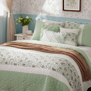 English Elm 6 Cotton Percale Quilt Set Full/Queen with 3 Decorative Pillows Breathable Printed Cotton Blend Comfort Sage Green 22.83 L x 17.72 W x 7.87 H B035P294113