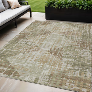 HomeRoots 5' Stylish Fern Green and Beige Geometric Washable Area Rug for Indoor and Outdoor Spaces 5' X 8' 632000