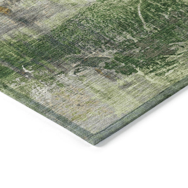 HomeRoots 5' Artichoke Green and Ivory Abstract Washable Area Rug for Stylish Indoor and Outdoor Spaces 8' Round 632019