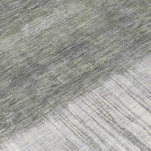 HomeRoots 5' Fern Green and Gray Abstract Area Rug - Stylish, Washable Design for Indoor and Outdoor Spaces 8' Round 632049