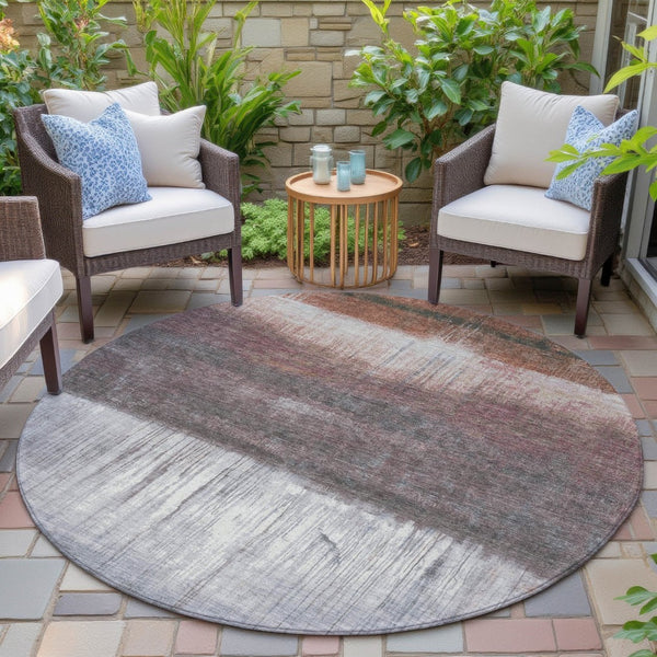 HomeRoots 5' Rust and Ivory Abstract Area Rug – Durable, Washable Design for Indoor and Outdoor Use, Stylish and Versatile 8' Round 632055