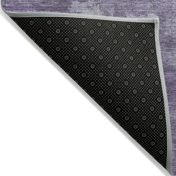 HomeRoots 8' Bold Purple & Silver Round Abstract Area Rug - Washable, Durable for Indoor & Outdoor Spaces 632091