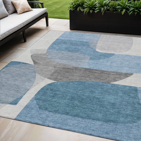 HomeRoots 5' Denim Blue and Gray Abstract Area Rug - Durable, Washable, Indoor/Outdoor Style for Modern Spaces 5' X 8' 632150