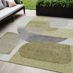 HomeRoots 5' Contemporary Fern Green and Gray Abstract Area Rug - Durable, Washable for Indoor & Outdoor Use 5' X 8' 632156
