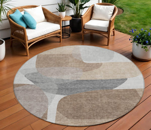 HomeRoots 5' Durable Brown and Gray Abstract Area Rug - Modern, Washable, Indoor/Outdoor, Stain Resistant Design 8' Round 632169