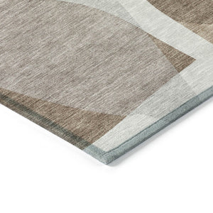HomeRoots 5' Durable Brown and Gray Abstract Area Rug - Modern, Washable, Indoor/Outdoor, Stain Resistant Design 8' Round 632169