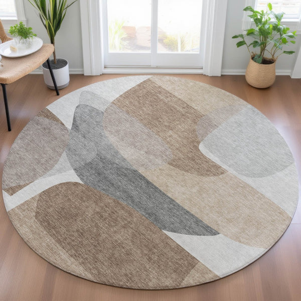 HomeRoots 5' Durable Brown and Gray Abstract Area Rug - Modern, Washable, Indoor/Outdoor, Stain Resistant Design 8' Round 632169