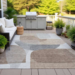 HomeRoots 5' Durable Brown and Gray Abstract Area Rug - Modern, Washable, Indoor/Outdoor, Stain Resistant Design 9' X 12' 632171