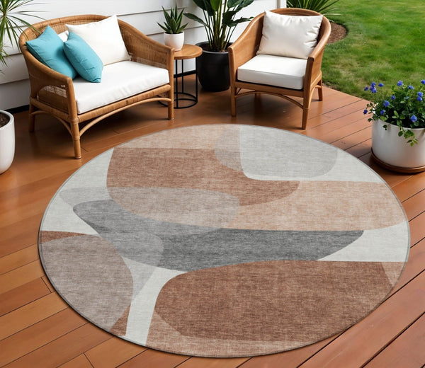 HomeRoots 5' Durable Rust and Gray Abstract Area Rug – Machine Washable for Indoor and Outdoor Spaces 8' Round 632175