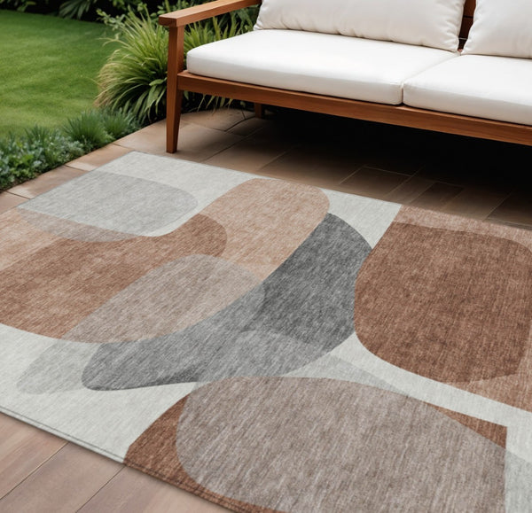 HomeRoots 5' Durable Rust and Gray Abstract Area Rug – Machine Washable for Indoor and Outdoor Spaces 10' X 14' 632178