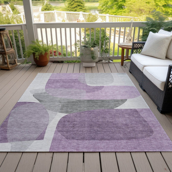 HomeRoots 5' Purple and Gray Abstract Area Rug – Stylish, Washable Design for Indoor and Outdoor Living Spaces 10' X 14' 632184
