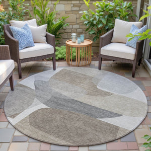 HomeRoots 5' Abstract Taupe and Gray Area Rug - Machine Washable, Durable, Indoor-Outdoor Versatility for Any Space 8' Round 632193