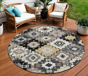 HomeRoots 5' Southwestern Geometric Area Rug - Washable Indoor Outdoor Design for Stylish, High-Traffic Spaces 8' Round 632253