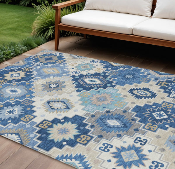 HomeRoots 5' Southwestern-Inspired Area Rug in Blue Beige & Sky Blue - Durable, Washable, Indoor/Outdoor Use 8' X 10' 632260