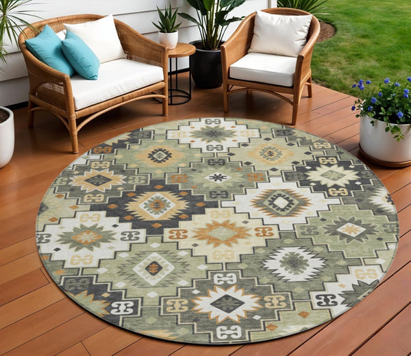 HomeRoots 5' Southwestern Area Rug in Fern Green, Gold, and Charcoal – Washable for Indoor & Outdoor Use 8' Round 632265